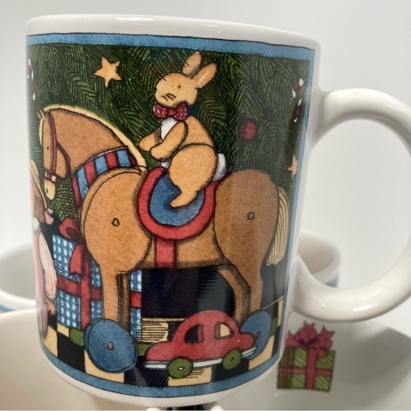 set of 6 Susan Wenget Christmas mugs  toys. teddy bears, snowman, rocking horse - Picture 5 of 17